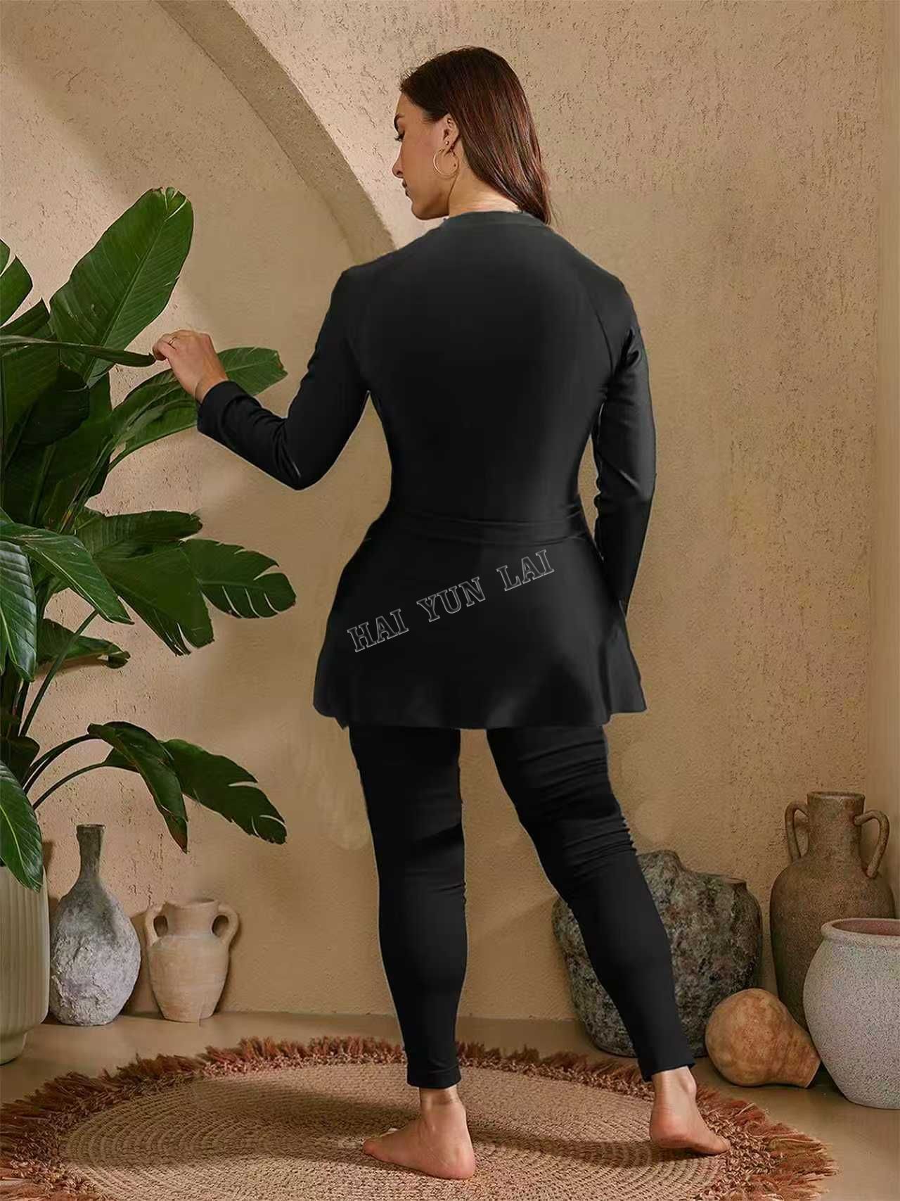 New European-style Swimwear Top and Yoga Pants Set Featuring a Sexy Lily Patterned Version TWO-piece Set for Swimming